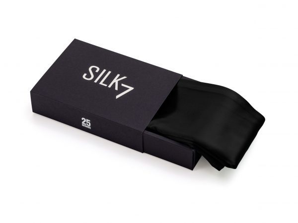 25 momme black silk pillowcase